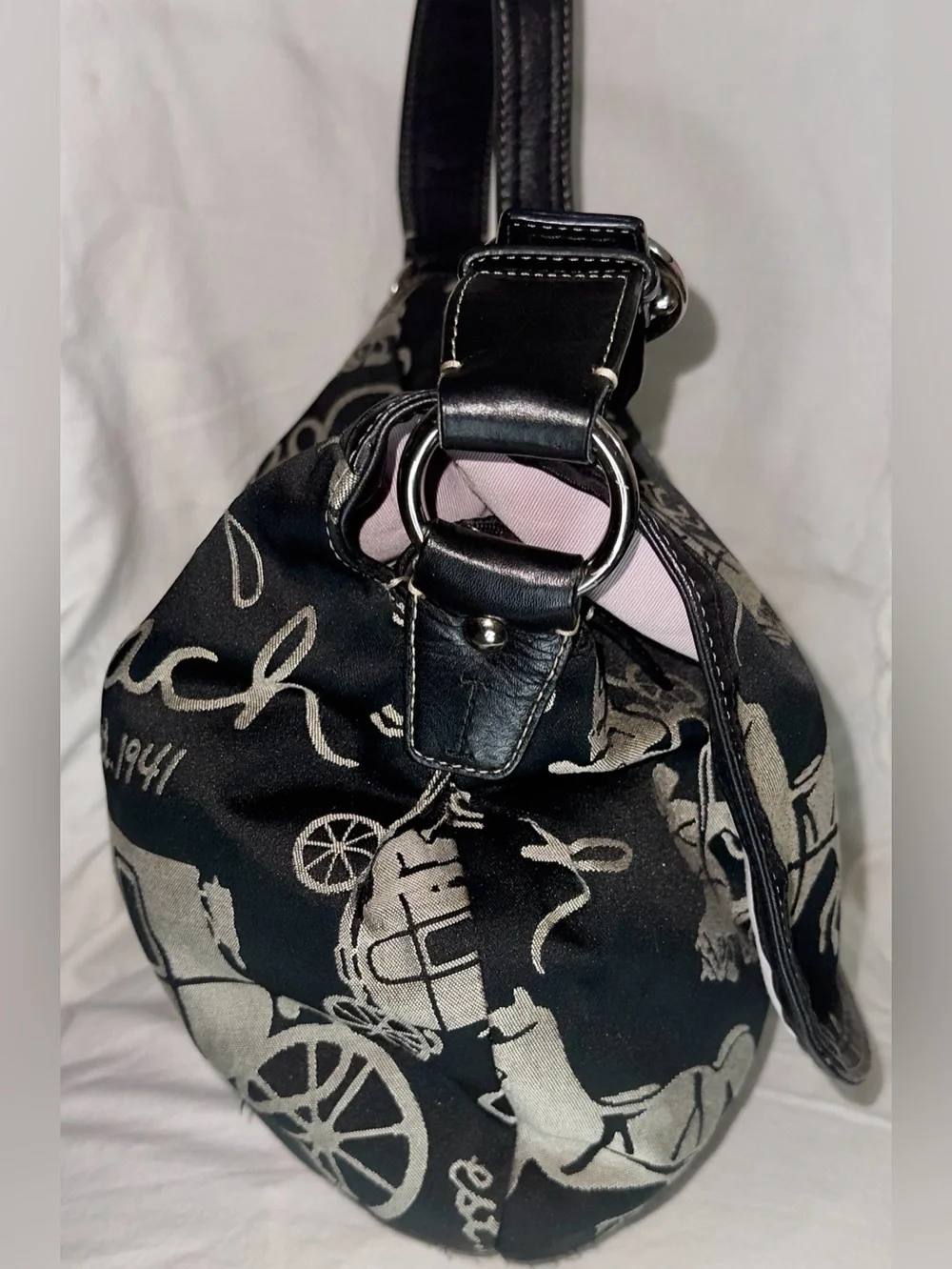 Coach F14888 Horse & Carriage Jacquard Hobo Shoulder Bag Hangtag EUC